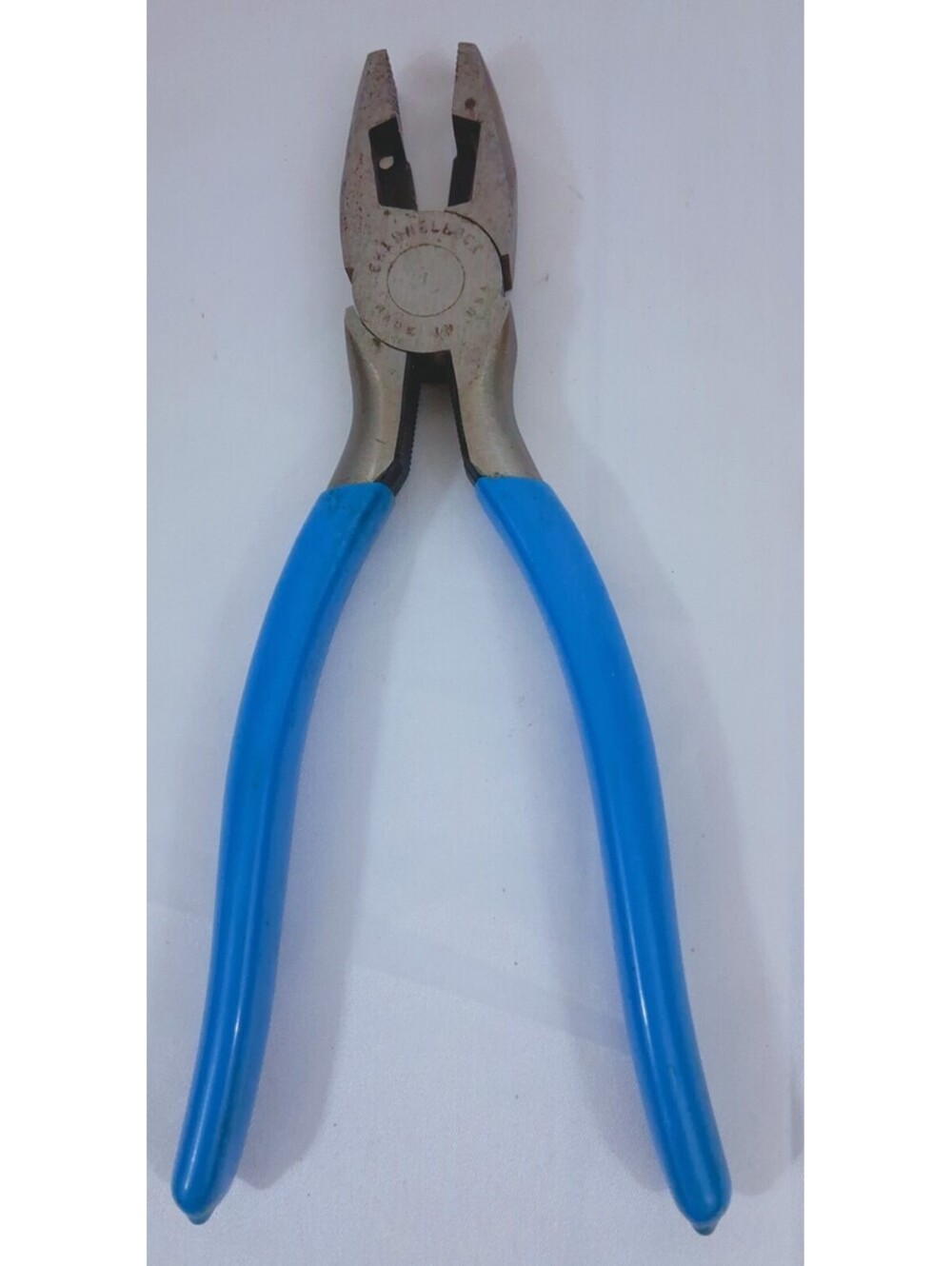 CHANNELLOCK Channel Lock 348 8-1/2-Inch Linesman Pliers Blue Handle Made in USA